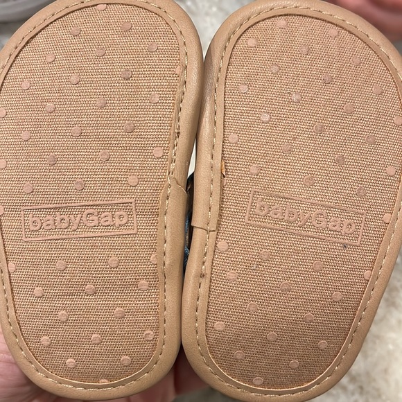 Baby Gap Denim Ruffle Sandals - Picture 3 of 4